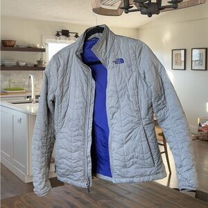North Face Puffer Jacket- women’s Small